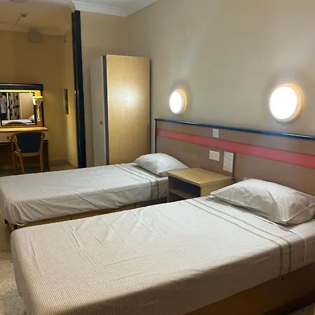 Vandrerhjem Ea Holiday Beds *