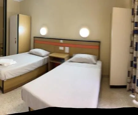 Ea Holiday Beds *